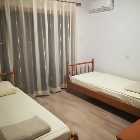Cozy Sea View Apartment!